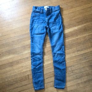 Girls Freestyle jeans size 8.  Good condition.